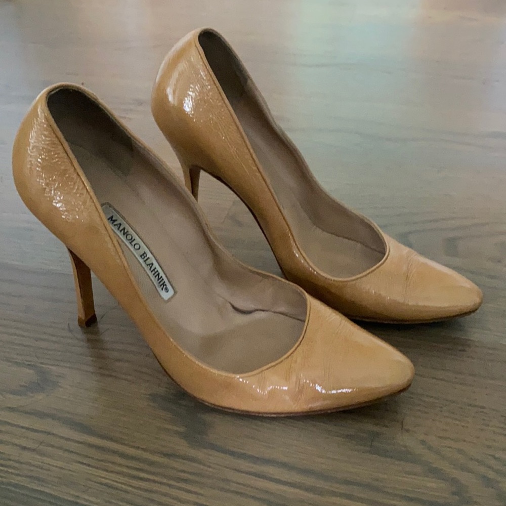 Manila Blahnik Nude Patent Heel